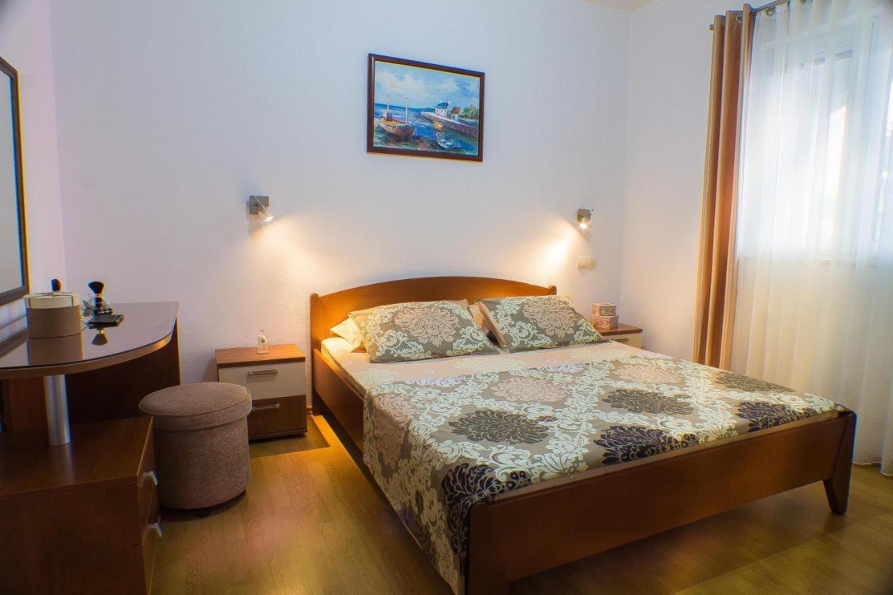 Dmm Apartments 티바트 외부 사진