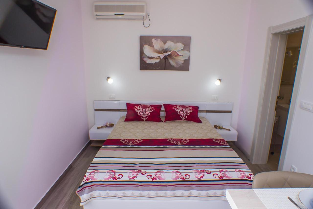 Dmm Apartments 티바트 외부 사진